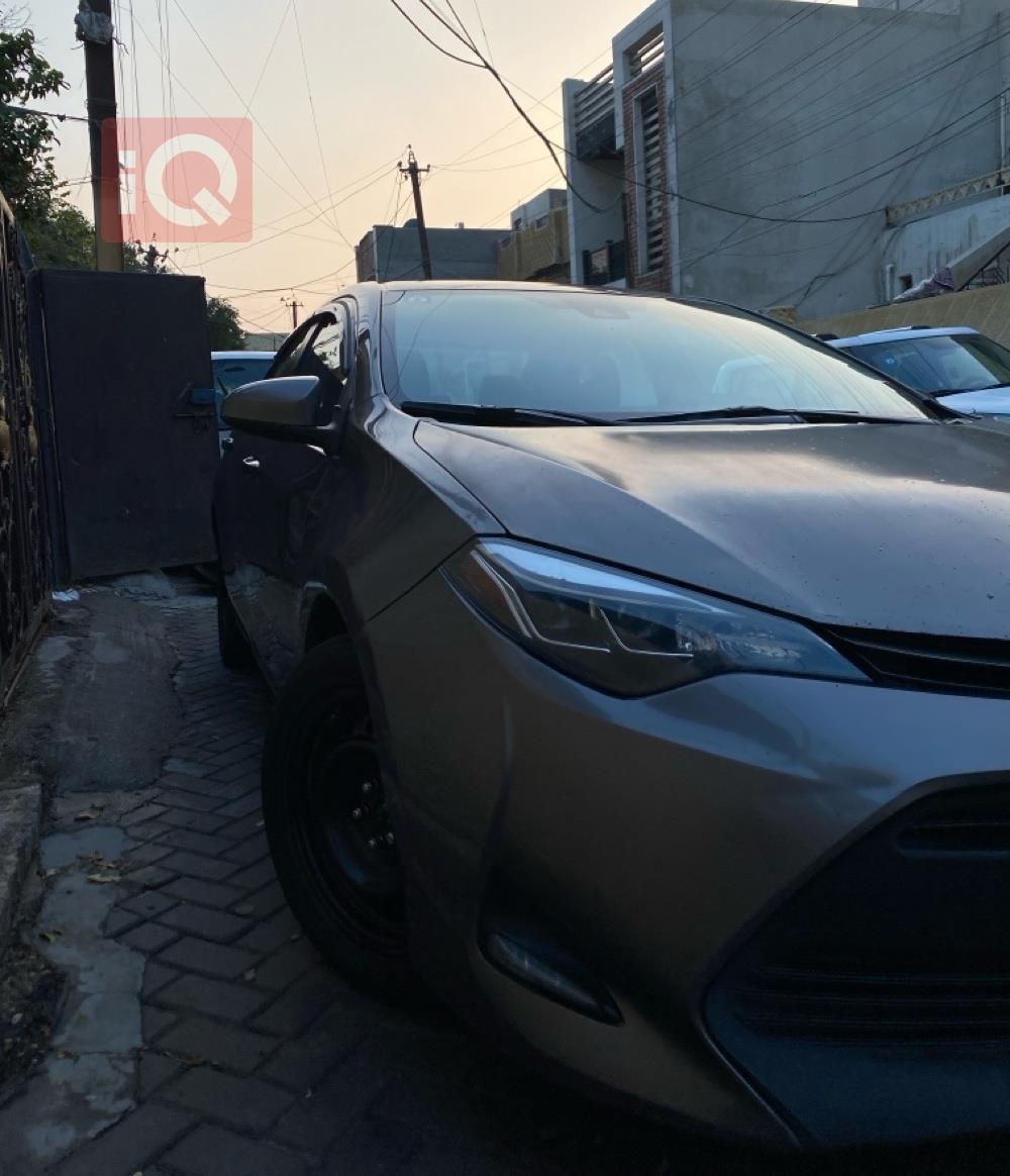 تۆیۆتا کۆرۆلا